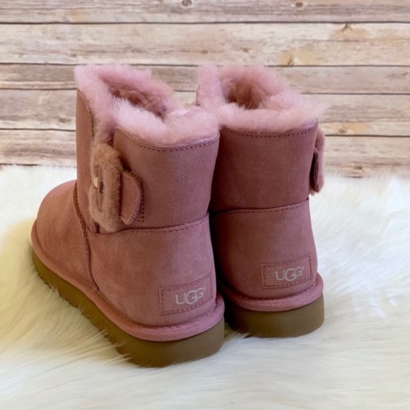 💕New UGG Mini Bailey Fluff Buckle Boots💕 - Picture 5 of 7